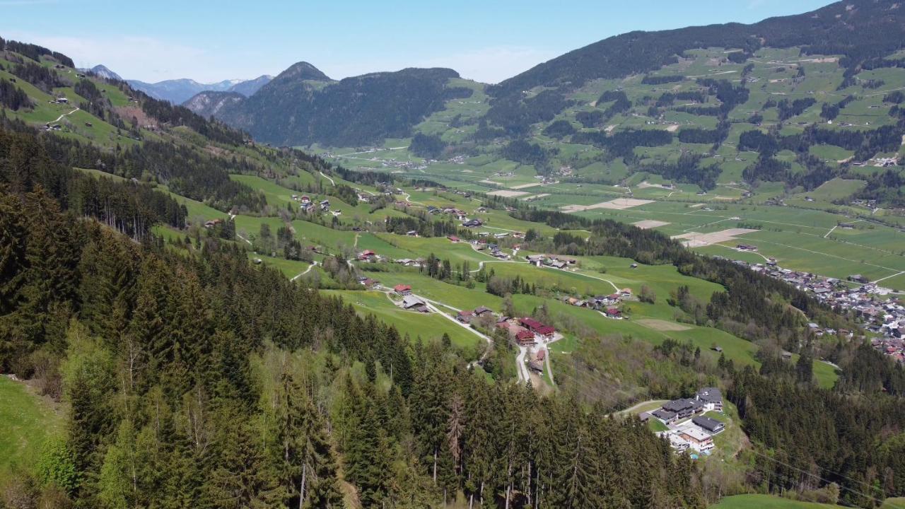 Mountain Penthouse Top 8 & 9 Fuegen Exterior photo